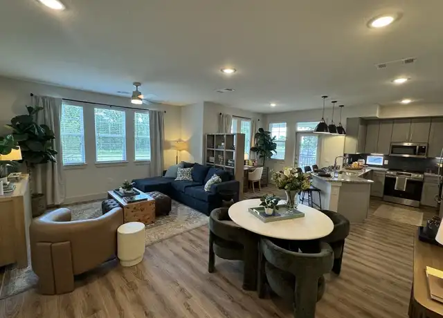 Property at 6202 W Centerpoint Rd Unit 6106, San Marcos, TX, 78666, 2 beds, 3 baths, [object Object]