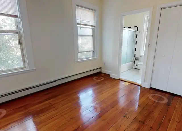 Property at 117 Hampshire St Unit 2 B, Cambridge, MA, 02139, 1 bed, 1 bath, [object Object]
