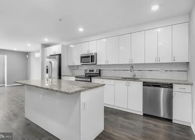 Property at 1447 N 8th St Unit 2, Philadelphia, PA, 19122, 3 beds, 1.5 baths, [object Object]
