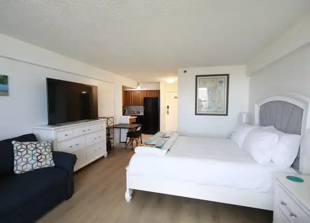 Property at 800 N Atlantic Ave Unit 14, Daytona Beach, FL, 32118, 1 bed, 1 bath, [object Object]