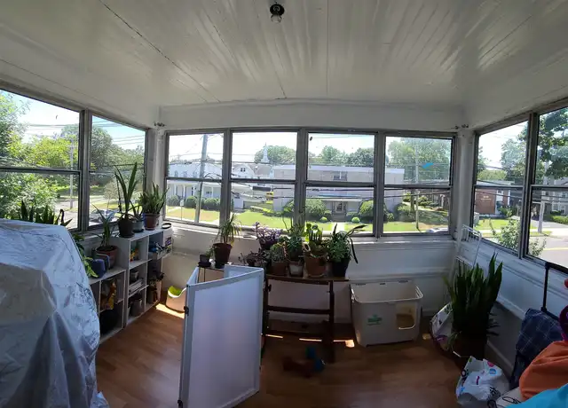 Property at 985 Whalley Ave Unit 2, New Haven, CT, 06515, 3 beds, 1 bath, [object Object]