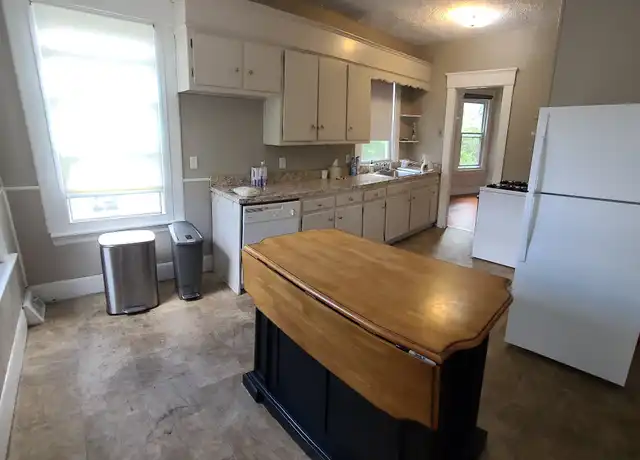 Property at 985 Whalley Ave Unit 2, New Haven, CT, 06515, 3 beds, 1 bath, [object Object]