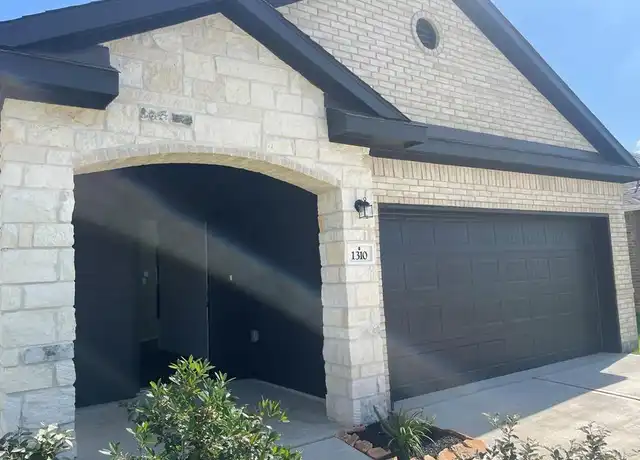 Property at 1310 Ponderosa Pine Dr, Rosharon, TX, 77583, 3 beds, 2.5 baths, [object Object]