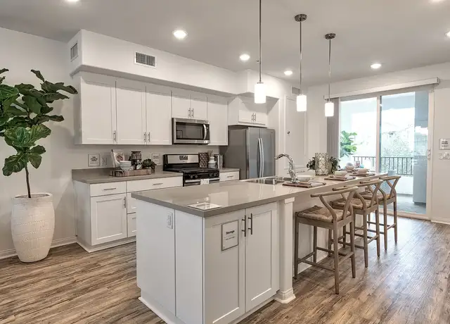 Photo of 16250 Homecoming Dr, Chino, CA 91708