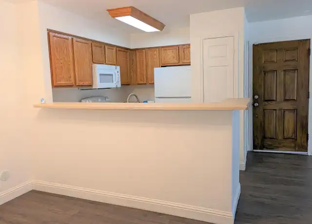 Property at 2881 Huntington Blvd Unit 249 1, Fresno, CA, 93721, 1 bed, 1 bath, [object Object]