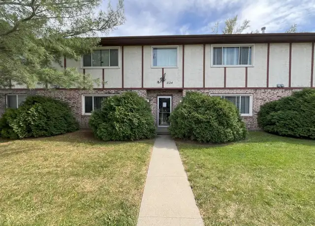 Property at 1124 Flammang Dr, Waterloo, IA, 50702, 2 beds, 1 bath, [object Object]
