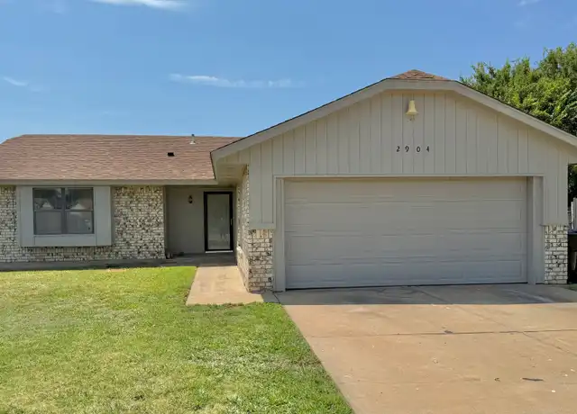 Property at 2904 Broadway Ter, Moore, OK, 73160, 3 beds, 2 baths, [object Object]