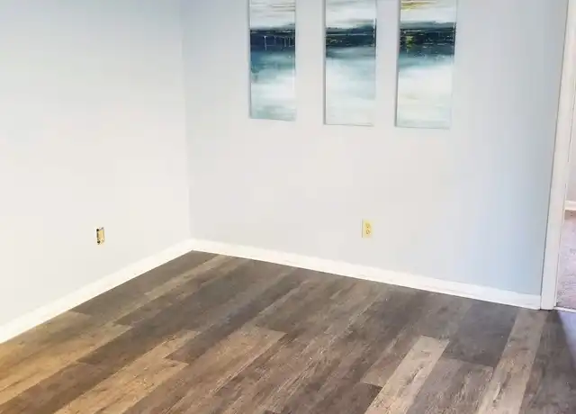 Property at 801 W 5th Ave Unit 817-A down, Lancaster, OH, 43130, 2 beds, 1 bath, [object Object]
