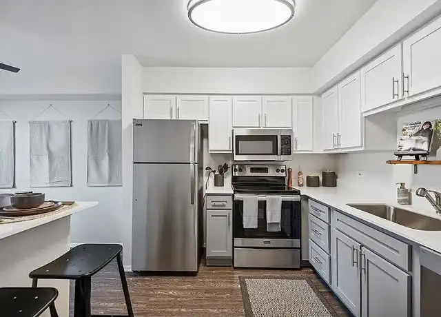 Property at Arrive Oak Brook Heights - 201 W Oakley Dr N, Westmont, IL, 60559, 1-3 bed, 1-2.5 bath, [object Object]
