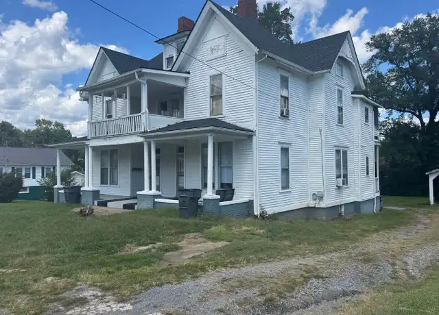 Property at 813 Pennsylvania Ave Apt 1, Bristol, TN, 37620, 1 bed, 1 bath, [object Object]