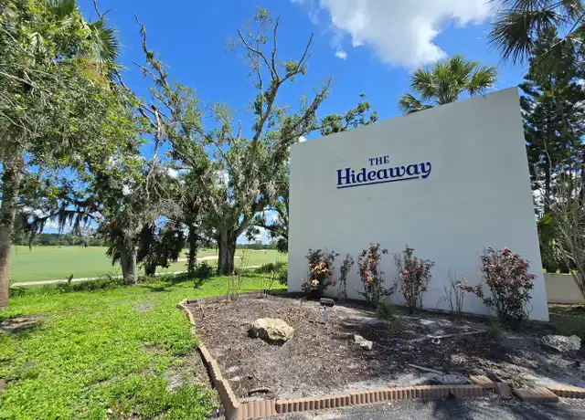 Property at 307 Bobby Jones Rd, Sarasota, FL, 34232, 2 beds, 2.5 baths, [object Object]