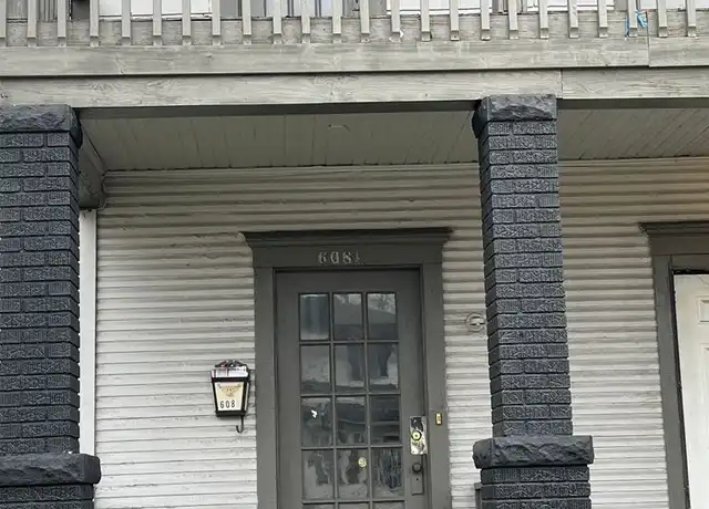 Property at 608 Brady Ave Apt 2, Steubenville, OH, 43952, 2 beds, 1 bath, [object Object]