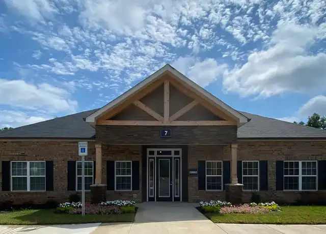 Property at Grand Oaks of Spartanburg - 7 Thomas Oaks Dr, Spartanburg, SC, 29301, 2-3 beds, 2 baths, [object Object]