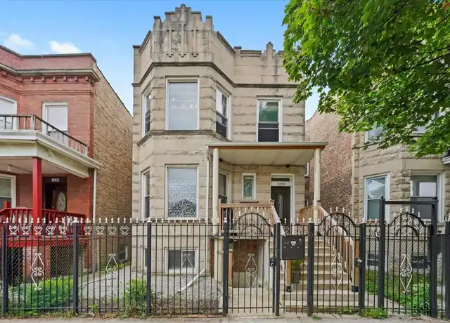 Property at 3353 W Evergreen Ave, Chicago, IL, 60651, 2 beds, 1 bath, [object Object]