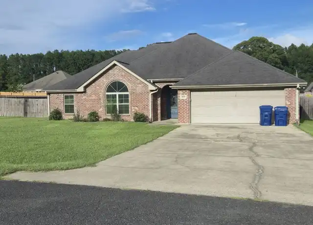 Property at 113 W Tyler Ln, Leesville, LA, 71446, 4 beds, 2 baths, [object Object]