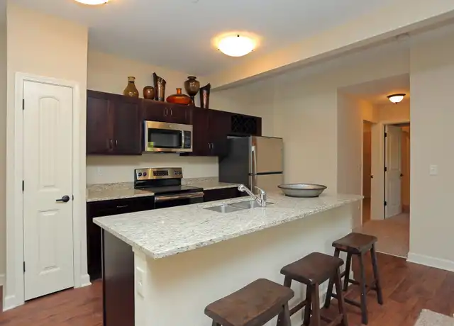Property at 407 N Garrison Ave, Kansas City, MO, 64163, 1 bed, 1 bath, [object Object]