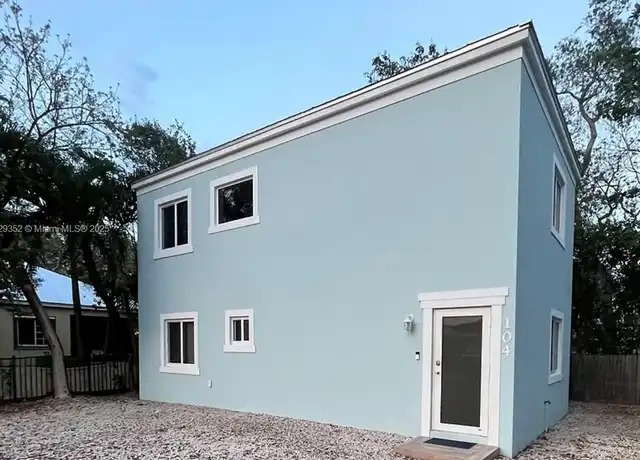 Property at 104 Poinciana Dr Unit 104, Key Largo, FL, 33037, 3 beds, 2.5 baths, [object Object]