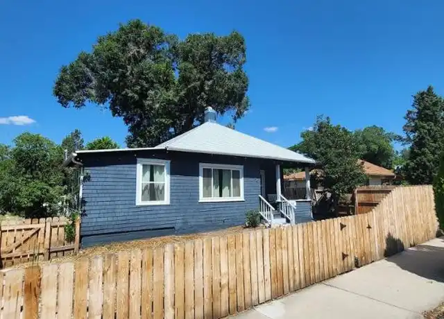 Property at 526 N Hancock Ave, Colorado Springs, CO, 80903, 2 beds, 1 bath, [object Object]