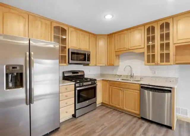 Property at 5508 France Ave S Unit France, Edina, MN, 55410, 3 beds, 3 baths, [object Object]