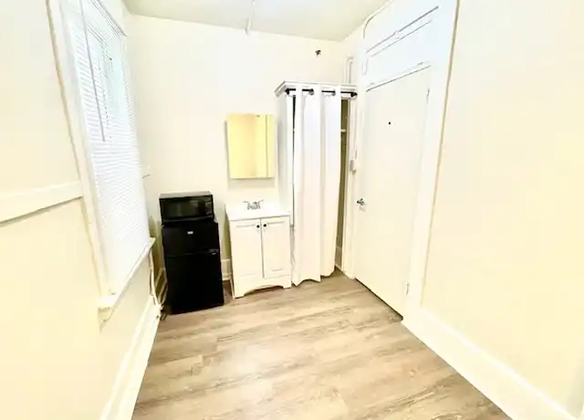 Property at 402 Broadway, San Francisco, CA, 94133, 0 beds, 1 bath, [object Object]