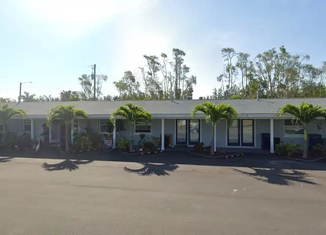 Property at 3611 117th St W, Bradenton, FL, 34210, 1 bed, 1 bath, [object Object]
