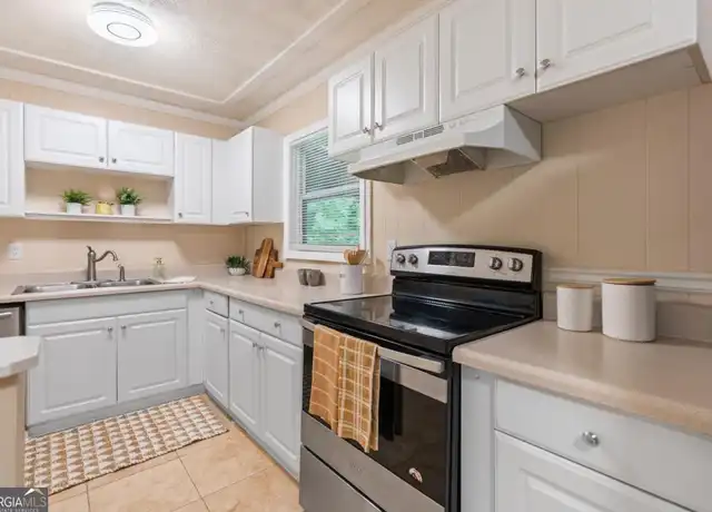 Property at 4652 Patrick Dr NE, Kennesaw, GA, 30144, 3 beds, 2 baths, [object Object]