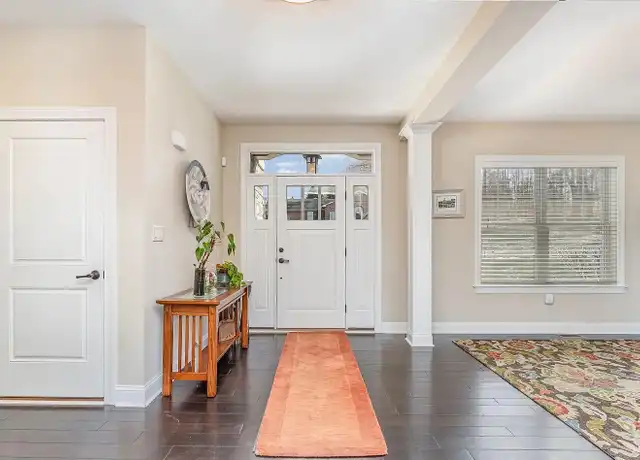 Property at 360 N 4th St, Halifax, PA, 17032, 4 beds, 5 baths, [object Object]