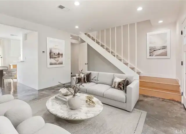 Property at 545 E 99th St Unit 4, Inglewood, CA, 90301, 2 beds, 1 bath, [object Object]