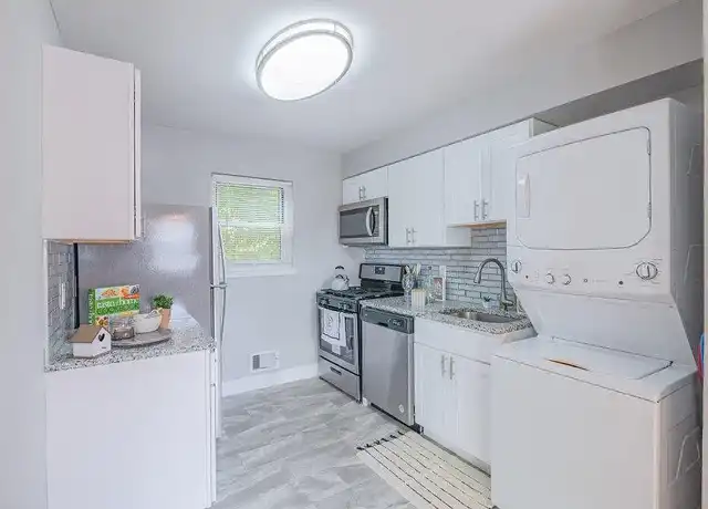 Property at Mt. Arlington Gardens Apartment Homes - 48 Henry Ct, Mt Arlington, NJ, 07856, 2 beds, 1 bath, [object Object]