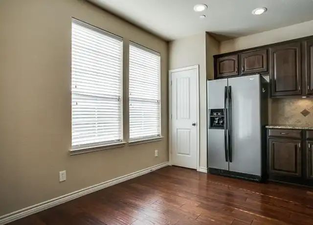 Property at 950 Henderson St Unit 1254, Fort Worth, TX, 76102, 2 beds, 2 baths, [object Object]