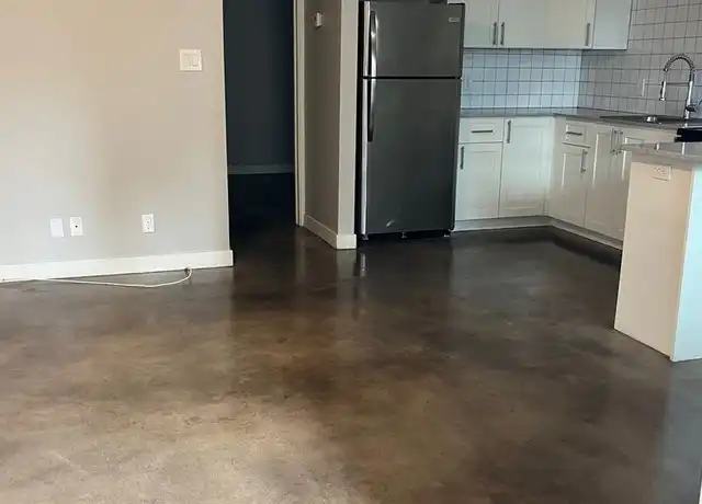 Property at 3011 N 38th St Unit 4, Phoenix, AZ, 85018, 1 bed, 1 bath, [object Object]