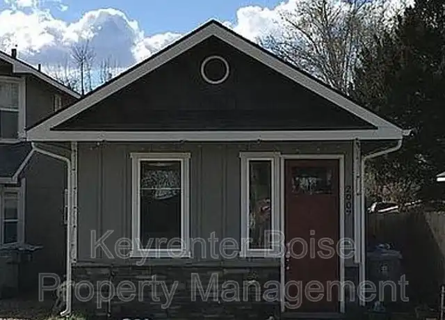 Property at 2007 S Atlantic St, Boise, ID, 83705, 2 beds, 2 baths, [object Object]