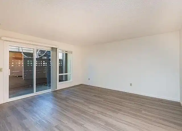 Property at Redwood Tree Apartments - 607 E 8th St, Davis, CA, 95616, 2 beds, 1 bath, [object Object]