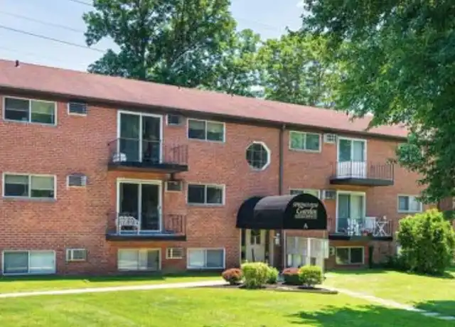 Property at Springview Garden Apartments - 8 Amosland Rd, Morton, PA, 19070, 1 bed, 1 bath, [object Object]