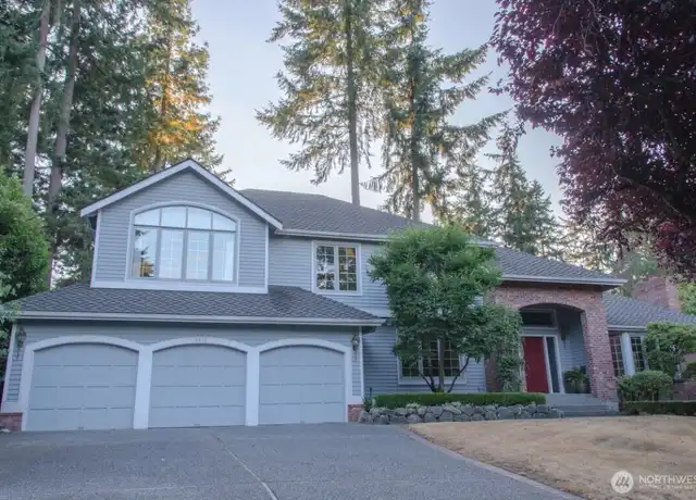 Property at 8816 SE 77th Pl, Mercer Island, WA, 98040, 5 beds, 3 baths, [object Object]