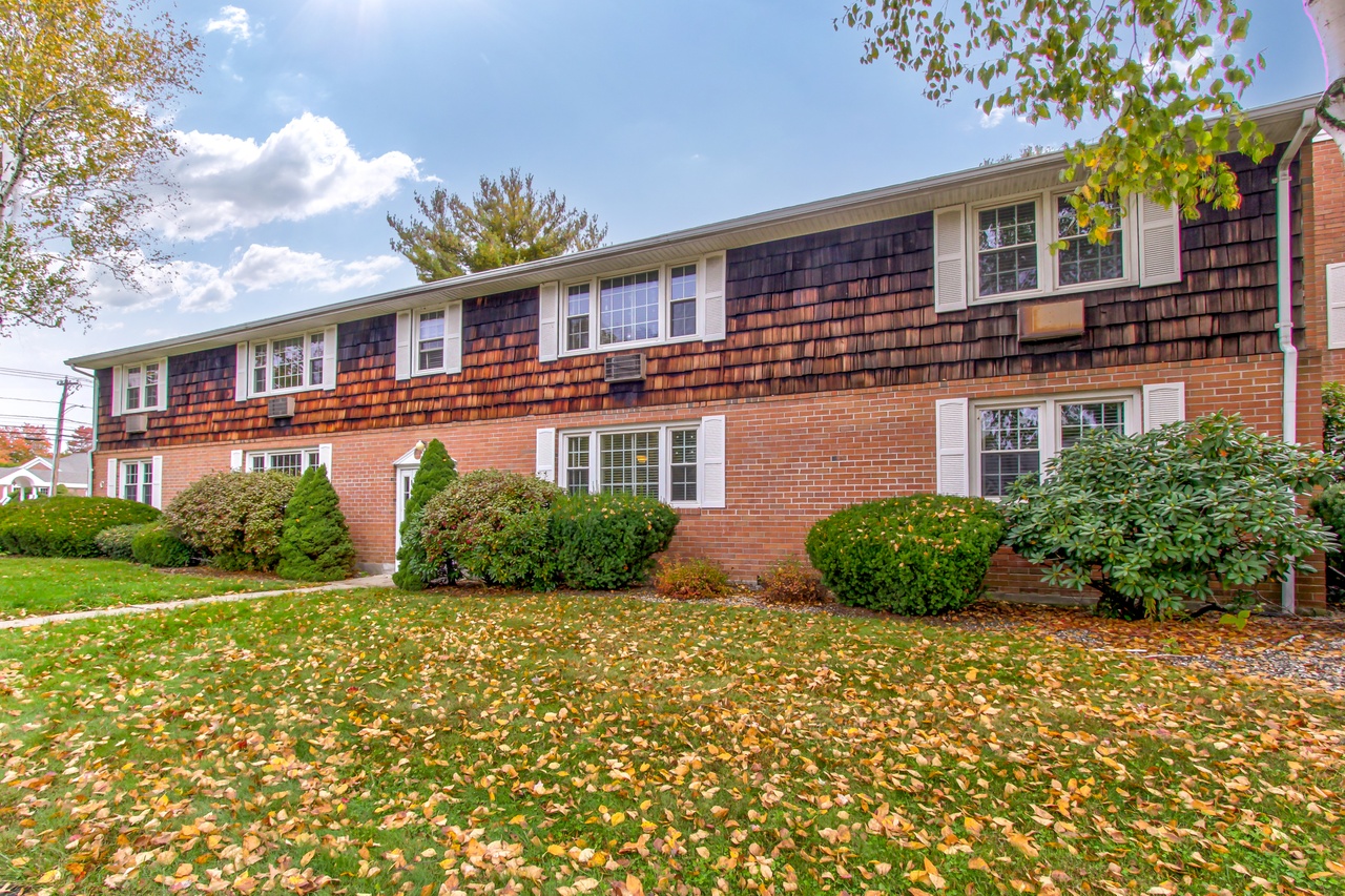 Suffield West Apartments 2 Harmon Dr, Suffield, CT 06078 Redfin