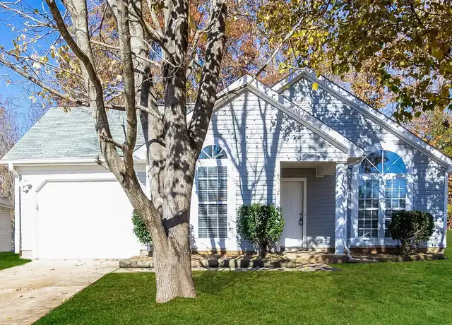 Property at 9033 Shenington Pl, Charlotte, NC, 28216, 3 beds, 2 baths, [object Object]