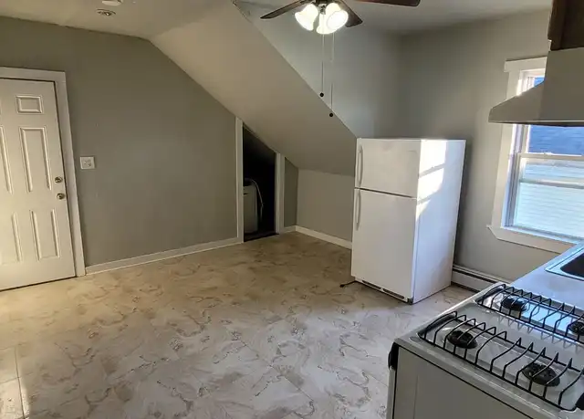 Property at 43-47 Lincoln Ave Unit 3, Cranston, RI, 02920, 2 beds, 1 bath, [object Object]