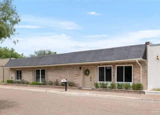 Property at 2202 Robyn Ln, Mission, TX, 78572, 4 beds, 3.5 baths, [object Object]