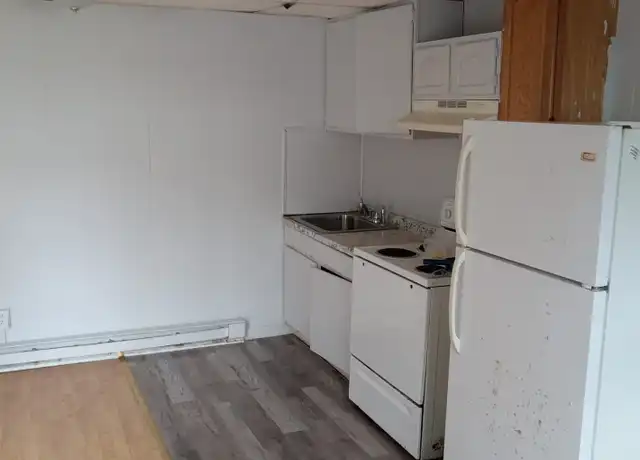 Property at 221 Pine St Unit 1, Nanticoke, PA, 18634, 1 bed, 1 bath, [object Object]