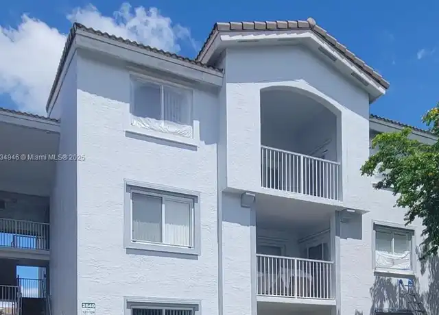 Property at 2640 S University Dr #321, Davie, FL, 33328, 2 beds, 2 baths, [object Object]