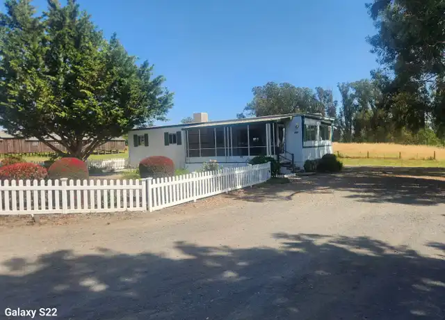 Property at 299 Palm Ave, Penngrove, CA, 94951, 2 beds, 1 bath, [object Object]