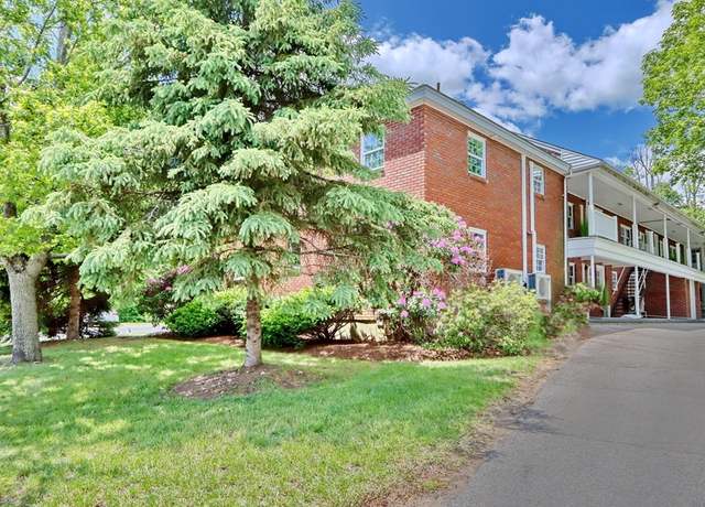 Photo of 405 Washington St #2, Westwood, MA 02090