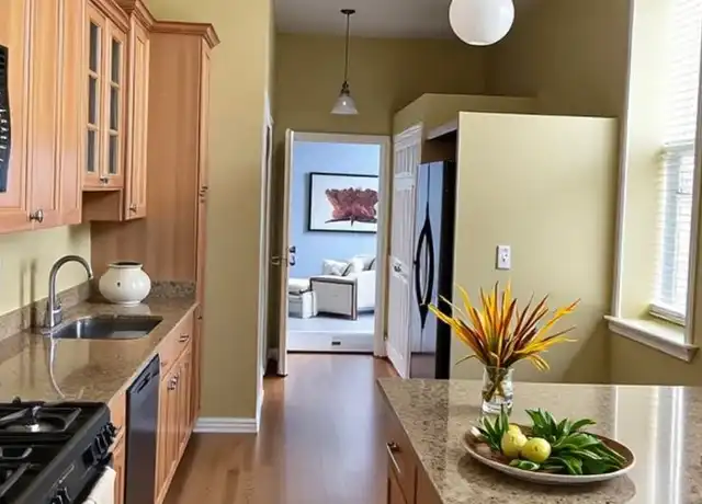 Property at 3201 S Racine Ave Unit 3201-1R, Chicago, IL, 60608, 1 bed, 1 bath, [object Object]