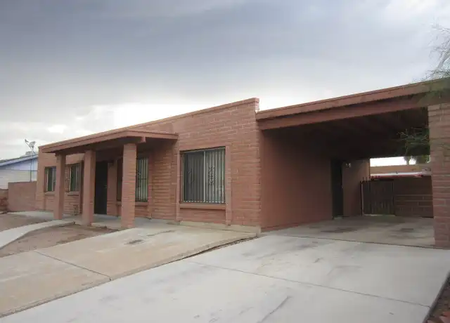 Property at 2942 W Camino Bueno, Tucson, AZ, 85746, 3 beds, 2 baths, [object Object]