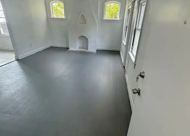 Property at 3716 Beatrice Dr Unit 4, Cincinnati, OH, 45229, 3 beds, 1 bath, [object Object]