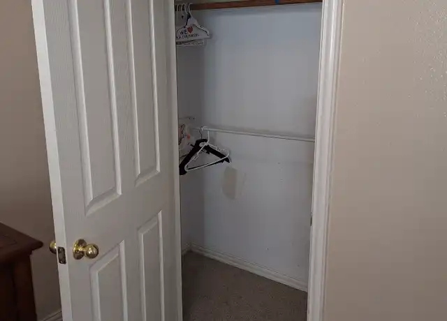Property at 4553 Jousting Ln, Grand Prairie, TX, 75052, 1 bed, 1 bath, [object Object]