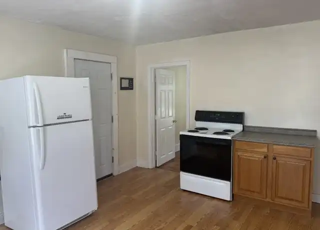 Property at 22 Pine St Unit 1, Dudley, MA, 01571, 3 beds, 1 bath, [object Object]