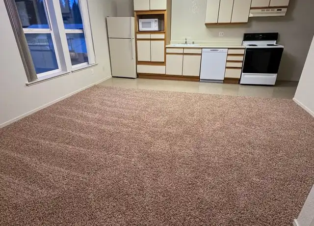 Property at 102 Richardson St Unit 303, Grass Valley, CA, 95945, 1 bed, 1 bath, [object Object]