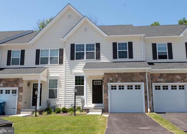 Photo of 423 Sweet Bay Ln, Norristown, PA 19403